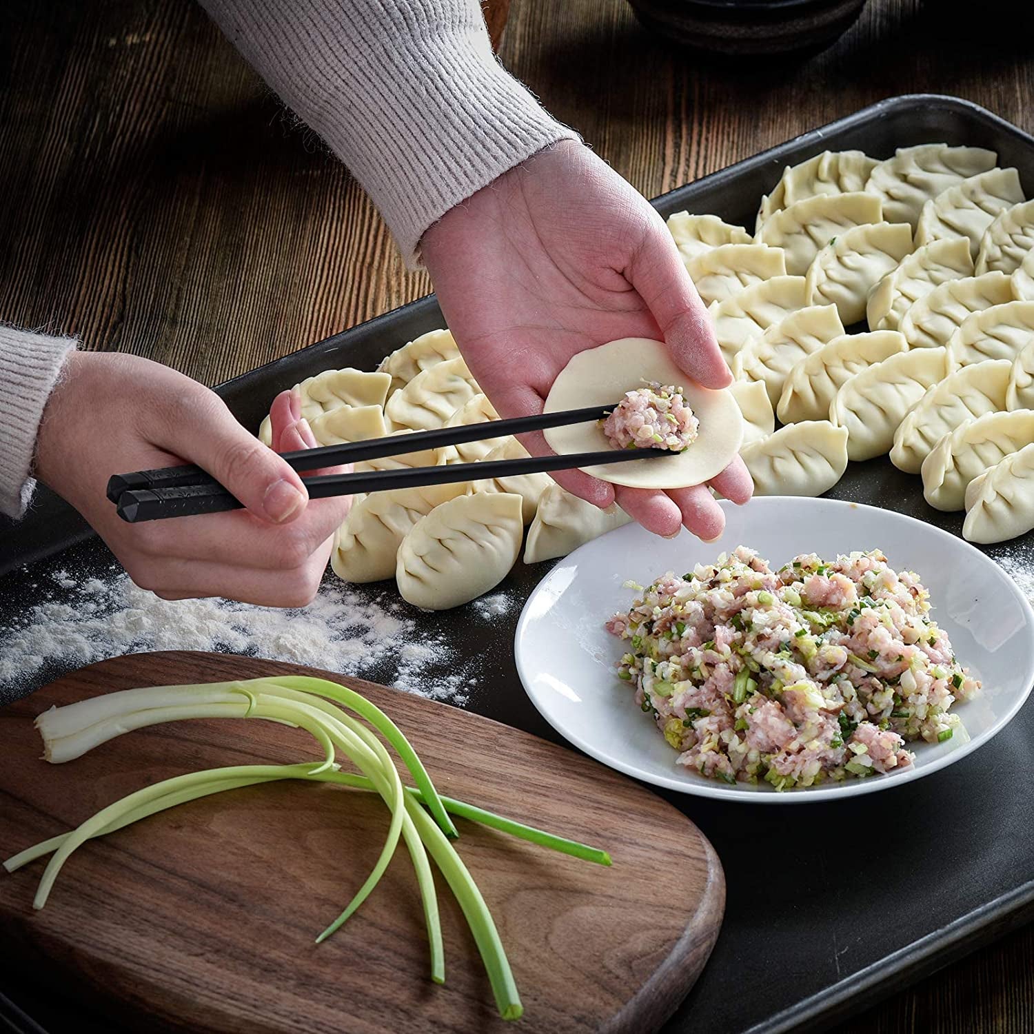 Chopsticks10 Pairs Reusable Fiberglass Chopsticks Non-Slip Chopsticks Beginners Chopsticks Dishwasher Safe for Chinese Style Japanese Food Cooking Chopsticks(9.5"Black Cherry Blossom)