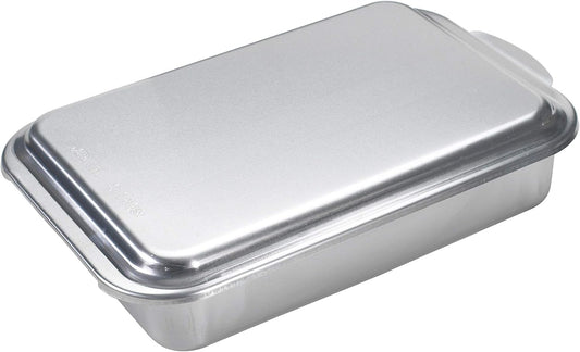 Classic Metal 9X13 Covered Cake Pan
