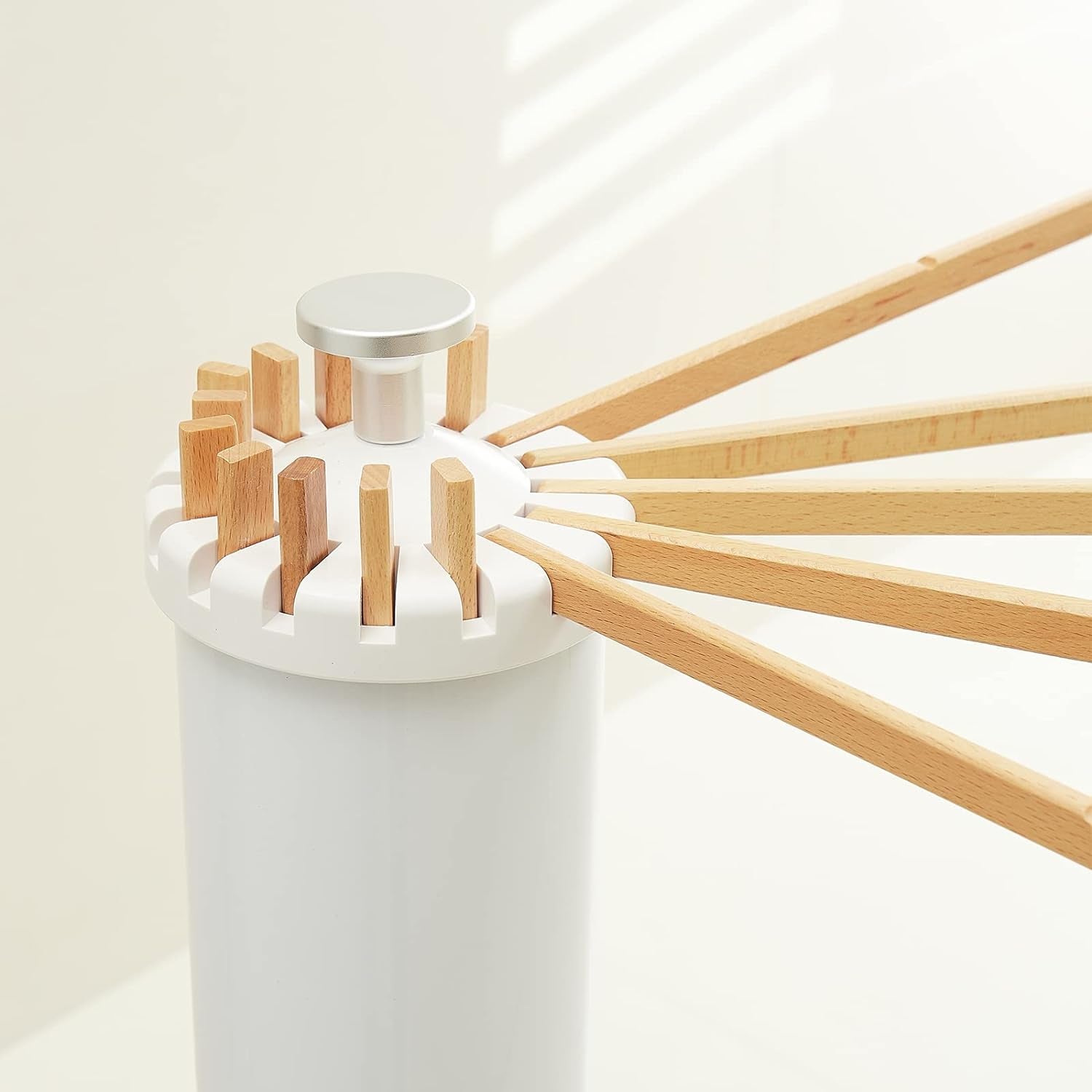 Tripod Clothes Drying Rack, Garment Rack Portable and Foldable Space Saving Laundry Drying Rack - Drying Rack Clothing Floor Folding Balcony Bedroom Household Wooden
