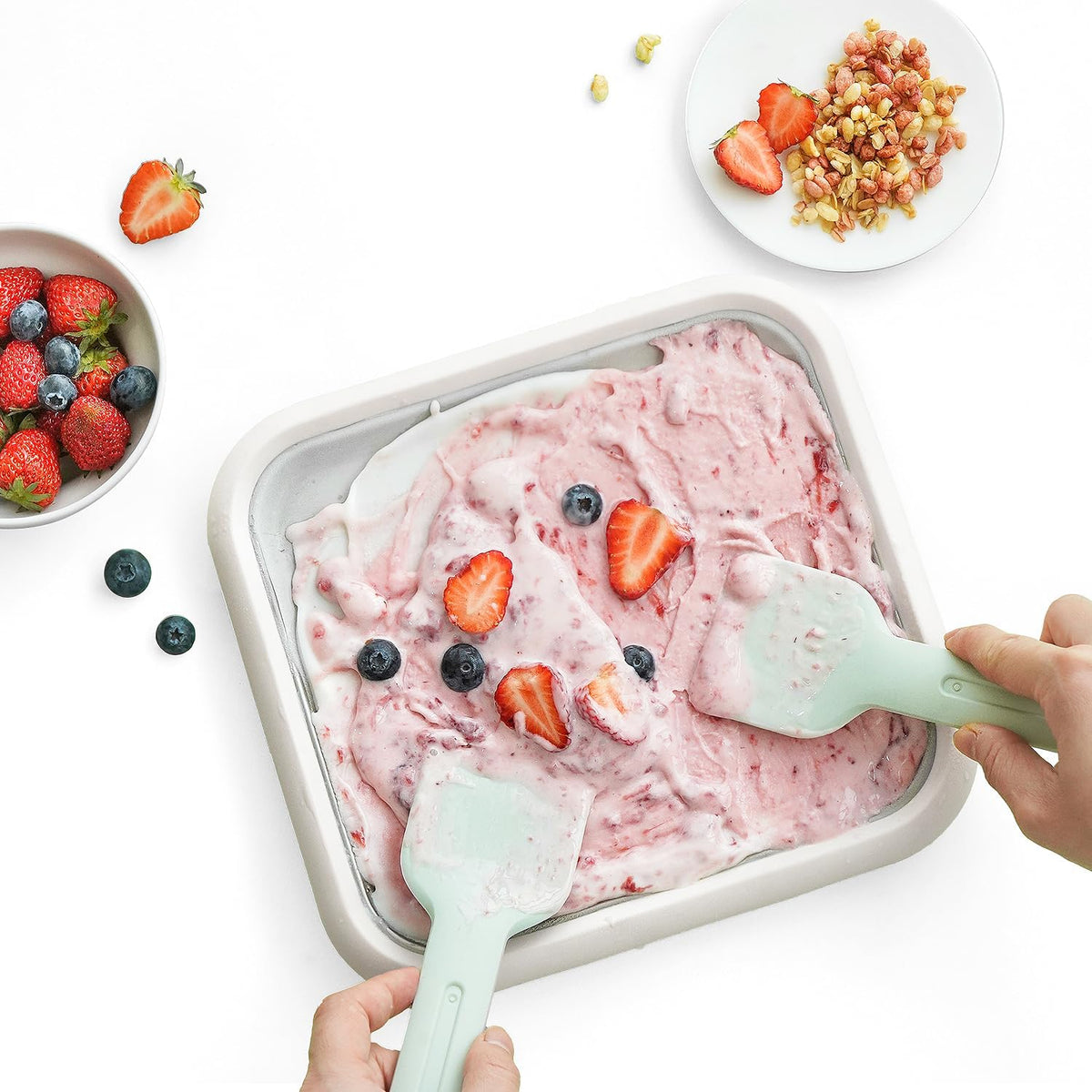Rolled Ice Cream Maker, Frozen Fruit Ice Cream Maker with 2 Spatulas, Frozen Yogurt Maker Machine, Soft Serve Ice Cream Machine for Making Rolled Ice Cream, Frozen Yogurt, Sorbet - Green